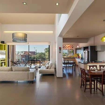 Dream's House - With Pool & Stunning Views *