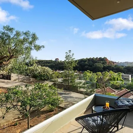 Dream's House - With Pool & Stunning Views 別荘 *